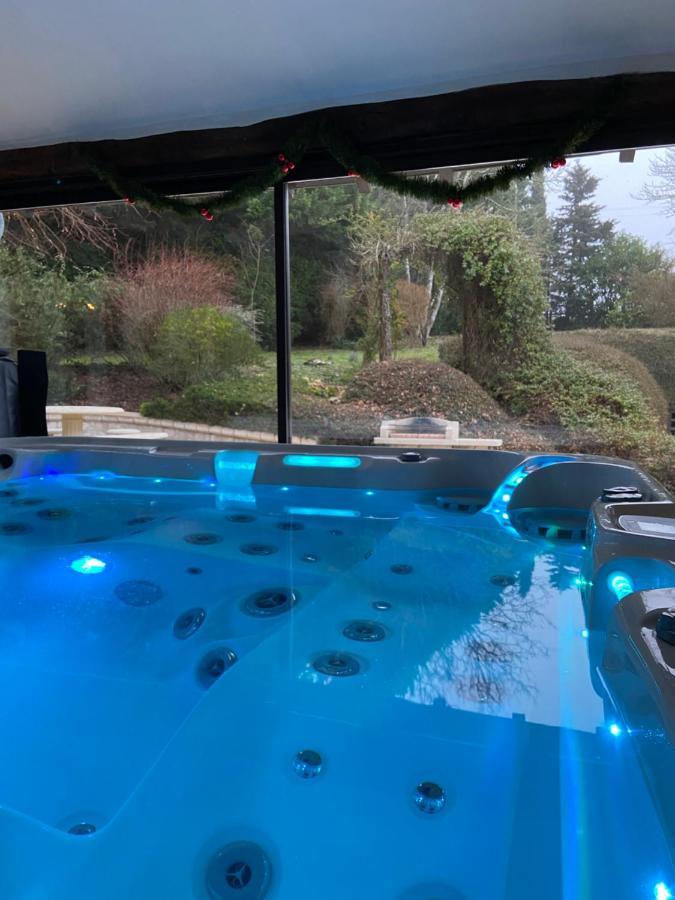 La Charmeraie : Gite De Charme, Piscine Et Spa Thésée Dış mekan fotoğraf